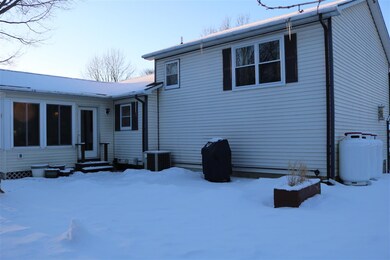 189 Charles Cir, Sheldon, VT 05483 - photo 5