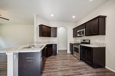 2809 E Quincy St, Broken Arrow, OK 74014 - photo 7