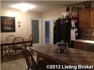 1034 Fisher Ln, Mount Washington, KY 40047 - photo 6