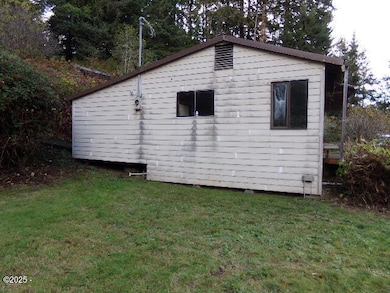 48 N Sheppard Point Rd, Waldport, OR 97394 - photo 3