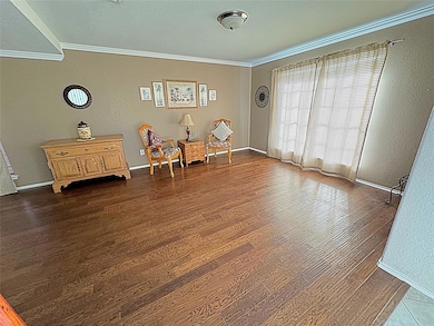 7005 Livingston Dr, Denton, TX 76210 - photo 4