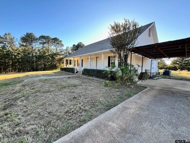 405 E Front St, Arp, TX 75750 - photo 2