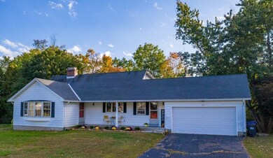 23 Dragon Cir, Easthampton, MA 01027 - photo 4