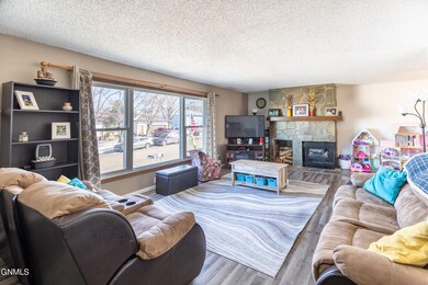2613 9th Ave NW-15