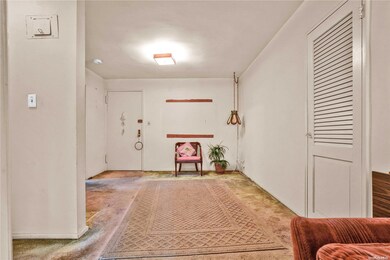 138-25 31st Dr unit 2, Flushing, NY 11354 - photo 3