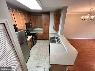 21216 Mcfadden Square unit 306, Sterling, VA 20165 - photo 3