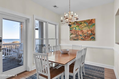 Oceanfront dining room
