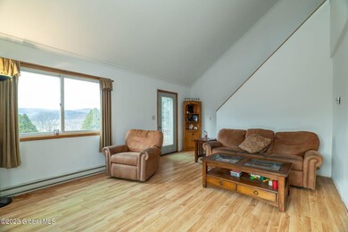 5-web-or-mls-204MarkleyRd-5