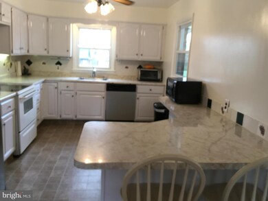 7090 Bensville Rd, White Plains, MD 20695 - photo 6