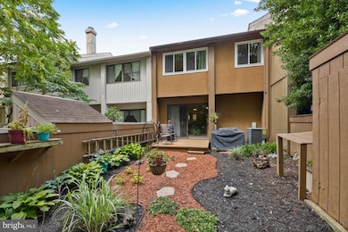 15249 Lodge Terrace, Woodbridge, VA 22191 - photo 3