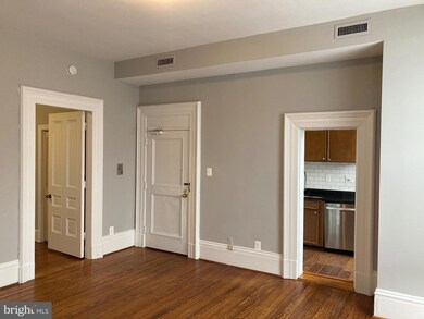 1338 Wisconsin Ave NW unit 3, Washington, DC 20007 - photo 3