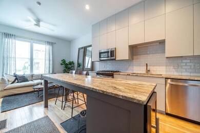 990 Summit (Interior)-11