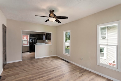 66 Cleveland St, Battle Creek, MI 49037 - photo 6