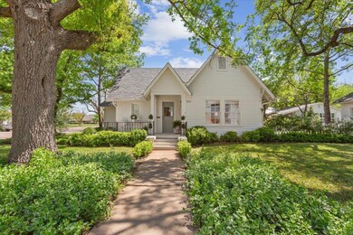 Bungalow-style house featuring a shingled roof an