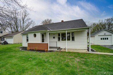 409 S Wentz St, Wapakoneta, OH 45895 - photo 5