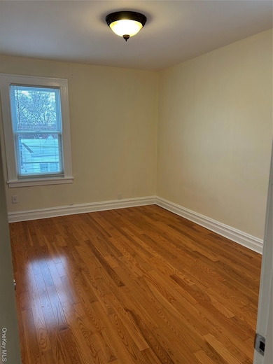 unlisted-address, Glendale, NY 11385 - photo 3