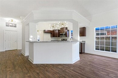 kitchen / bar