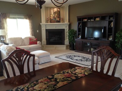 10' ceilings, window-wall views of the lake and pa