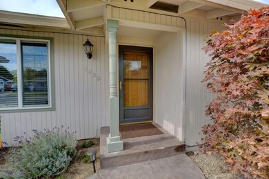 5035 Del Mar Dr, Central Point, OR 97502 - photo 3