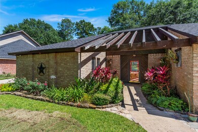 11919 Stillwater Dr, Houston, TX 77070 - photo 4