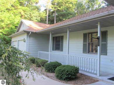 5168 E Huron Breeze Dr, Au Gres, MI 48703 - photo 2