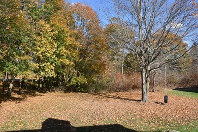 7 Daniels St, Dudley, MA 01571 - photo 2