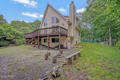 129 Westwood Cir, Dingmans Ferry, PA 18328 - photo 4