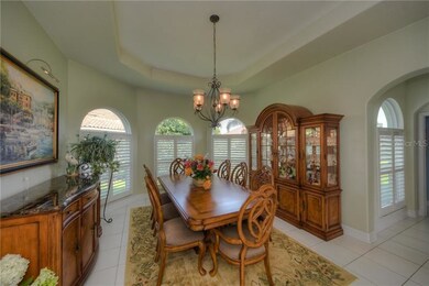 FORMAL DINING