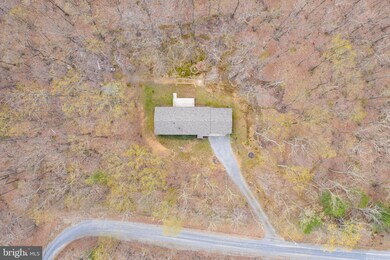 500 Oak Forest Ln, Berkeley Springs, WV 25411 - photo 2