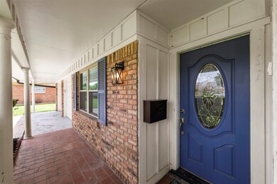 139 E Thornton Rd, Houston, TX 77022 - photo 4