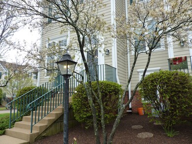 2415 Courtyard Cir unit 7, Aurora, IL 60506 - photo 7