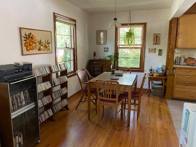 904 S Elm Blvd, Champaign, IL 61820 - photo 6