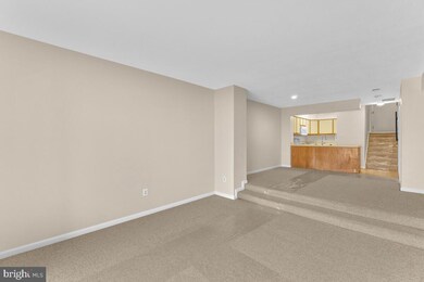 18160 Windsor Hill Dr, Olney, MD 20832 - photo 5