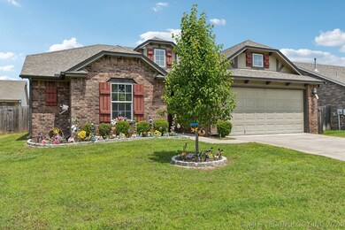 3200 W Fredericksburg St, Broken Arrow, OK 74011 - photo 2