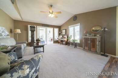 7-web-or-mls-1646-parker-dr