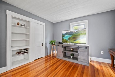 149 Pleasant St, South Grafton, MA 01560 - photo 5