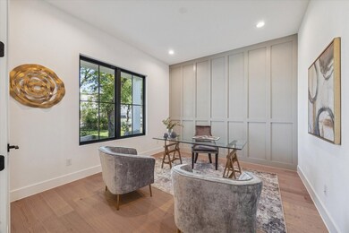 1225 Du Barry Ln, Houston, TX 77018 - photo 4