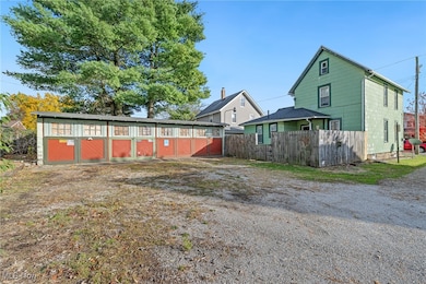 1032 Andrew Ave NE, Massillon, OH 44646 - photo 2