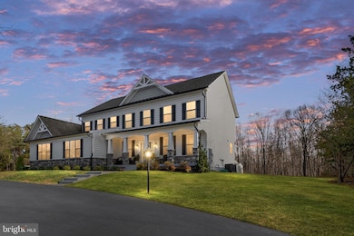 301 Kingdom Dr, Fredericksburg, VA 22406 - photo 2