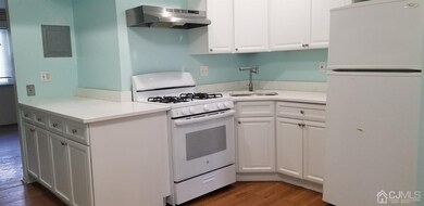 161 Evergreen Rd unit 8A, Edison, NJ 08837 - photo 3