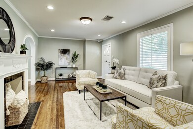 816 W 32nd St, Houston, TX 77018 - photo 6