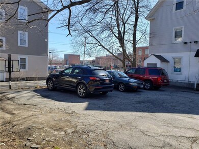 9 Thackeray St, Providence, RI 02907 - photo 5