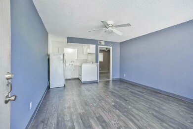 7606 Joplin St, Houston, TX 77087 - photo 5