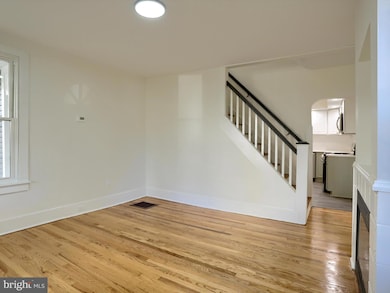 419 W Simpson St, Mechanicsburg, PA 17055 - photo 7