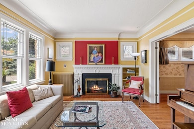 432 Calvin Ave, Grosse Pointe Farms, MI 48236 - photo 4