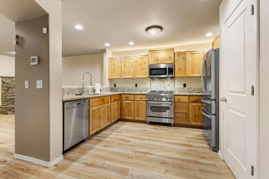20565 Sun Meadow Way, Bend, OR 97702 - photo 3