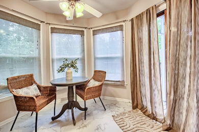BReakfast nook