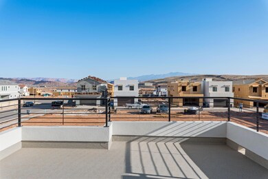 13-web-or-mls-11- CAREFREE HOMES - 758 S