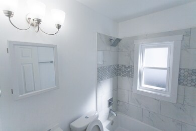 18324 Burnham Ave unit 2, Lansing, IL 60438 - photo 4