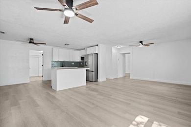 905 SE 10th St, Stuart, FL 34994 - photo 3